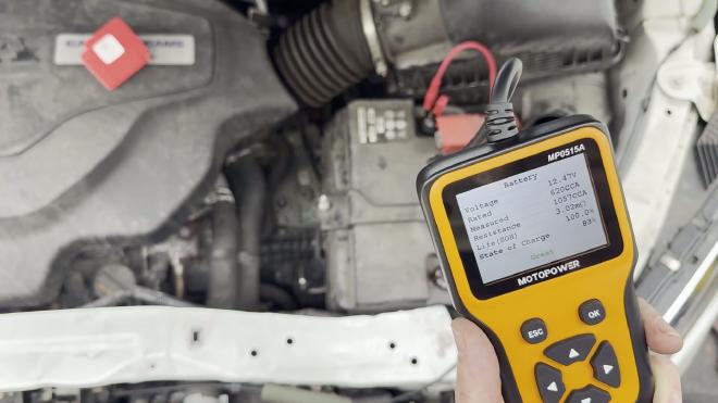 Testing the new Honda Odyssey battery with a MOTOPOWER MP0515A